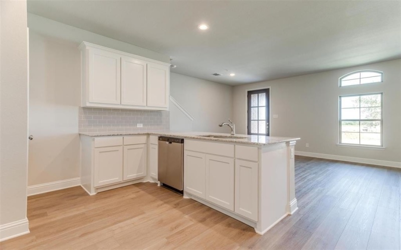 1531 HOmeplace Circle, Mansfield, TX 76063, 3 Bedrooms Bedrooms, ,2 BathroomsBathrooms,Residential,For Sale,1531 HOmeplace Circle,20817820