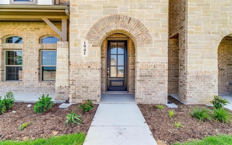 1531 HOmeplace Circle, Mansfield, TX 76063, 3 Bedrooms Bedrooms, ,2 BathroomsBathrooms,Residential,For Sale,1531 HOmeplace Circle,20817820