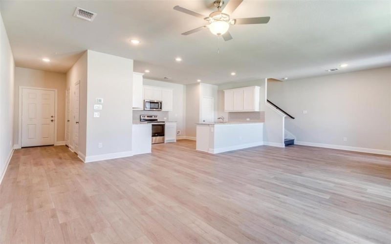 1531 HOmeplace Circle, Mansfield, TX 76063, 3 Bedrooms Bedrooms, ,2 BathroomsBathrooms,Residential,For Sale,1531 HOmeplace Circle,20817820