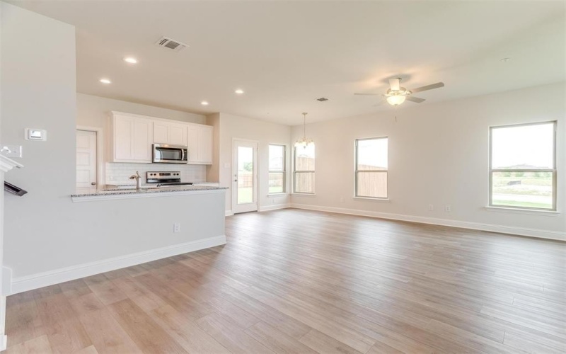 1533 Homeplace Circle, Mansfield, TX 76063, 3 Habitaciones Habitaciones , ,2 BañosBaños,Residential,En Venta,1533 Homeplace Circle,20817834