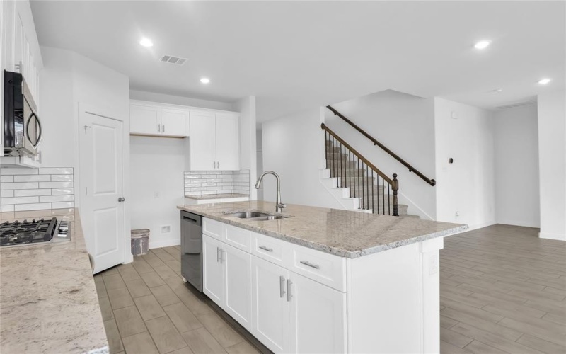 851 Boomer Lane, Ferris, TX 75125, 4 Bedrooms Bedrooms, ,2 BathroomsBathrooms,Residential,For Sale,851 Boomer Lane,20818042