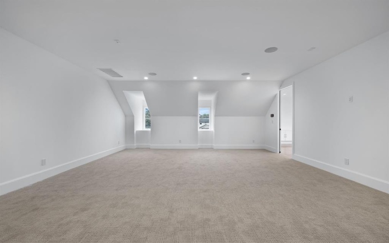 5961 Williamstown Road, Dallas, TX 75230, 5 Bedrooms Bedrooms, ,7 BathroomsBathrooms,Residential,For Sale,5961 Williamstown Road,20821958