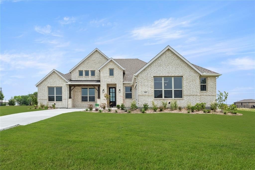 6801 Lancashire, Mesquite, TX 75126, 4 Bedrooms Bedrooms, ,2 BathroomsBathrooms,Residential,For Sale,6801 Lancashire,20818333