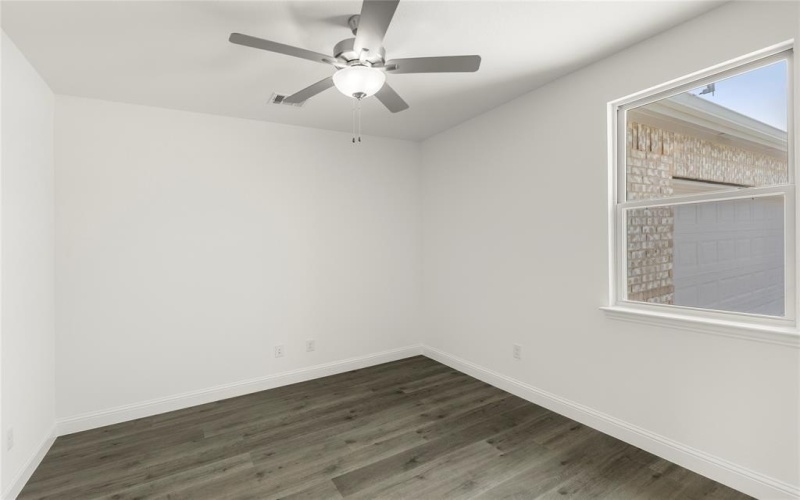 6801 Lancashire, Mesquite, TX 75126, 4 Bedrooms Bedrooms, ,2 BathroomsBathrooms,Residential,For Sale,6801 Lancashire,20818333