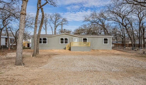 1613 Mockingbird Lane, Pelican Bay, TX 76020, 4 Bedrooms Bedrooms, ,2 BathroomsBathrooms,Residential,For Sale,1613 Mockingbird Lane,20818364