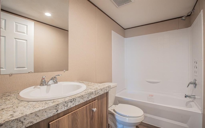 1613 Mockingbird Lane, Pelican Bay, TX 76020, 4 Bedrooms Bedrooms, ,2 BathroomsBathrooms,Residential,For Sale,1613 Mockingbird Lane,20818364