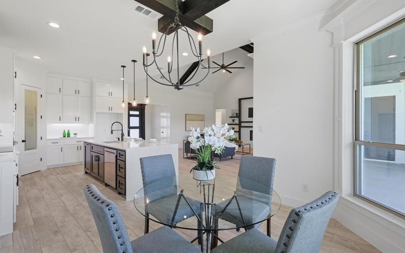5009 Glenoaks Court, Weatherford, TX 76088, 4 Bedrooms Bedrooms, ,3 BathroomsBathrooms,Residential,For Sale,5009 Glenoaks Court,20818405