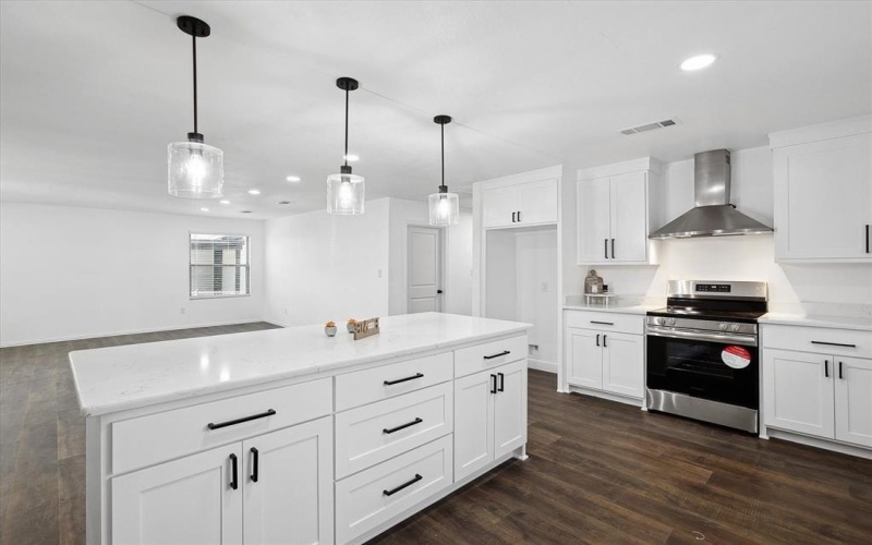 8354 Sussex Street, White Settlement, TX 76108, 3 Bedrooms Bedrooms, ,2 BathroomsBathrooms,Residential,For Sale,8354 Sussex Street,20822274