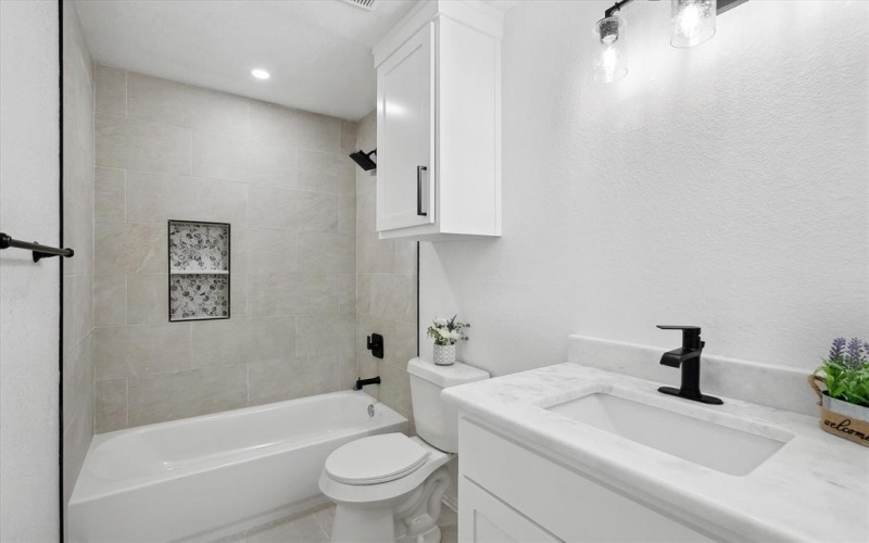 8354 Sussex Street, White Settlement, TX 76108, 3 Bedrooms Bedrooms, ,2 BathroomsBathrooms,Residential,For Sale,8354 Sussex Street,20822274
