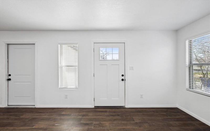 8354 Sussex Street, White Settlement, TX 76108, 3 Bedrooms Bedrooms, ,2 BathroomsBathrooms,Residential,For Sale,8354 Sussex Street,20822274
