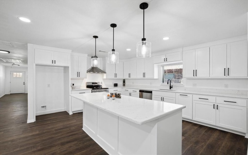 8354 Sussex Street, White Settlement, TX 76108, 3 Bedrooms Bedrooms, ,2 BathroomsBathrooms,Residential,For Sale,8354 Sussex Street,20822274