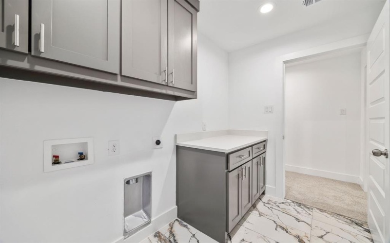 1611 Hudspeth Avenue, Dallas, TX 75216, 3 Bedrooms Bedrooms, ,2 BathroomsBathrooms,Residential,For Sale,1611 Hudspeth Avenue,20822349