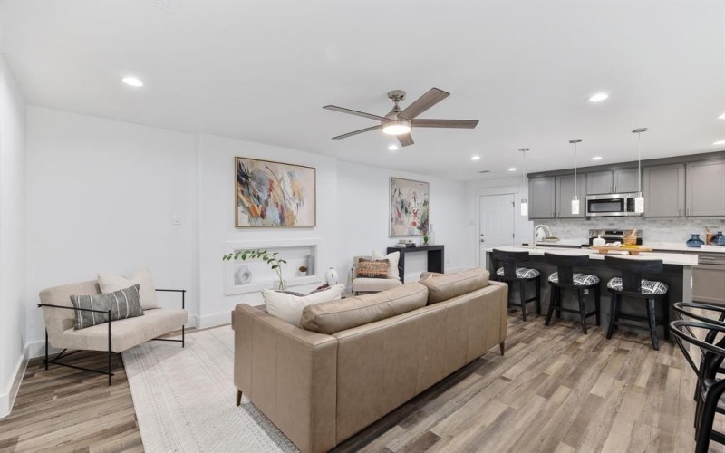 1611 Hudspeth Avenue, Dallas, TX 75216, 3 Bedrooms Bedrooms, ,2 BathroomsBathrooms,Residential,For Sale,1611 Hudspeth Avenue,20822349