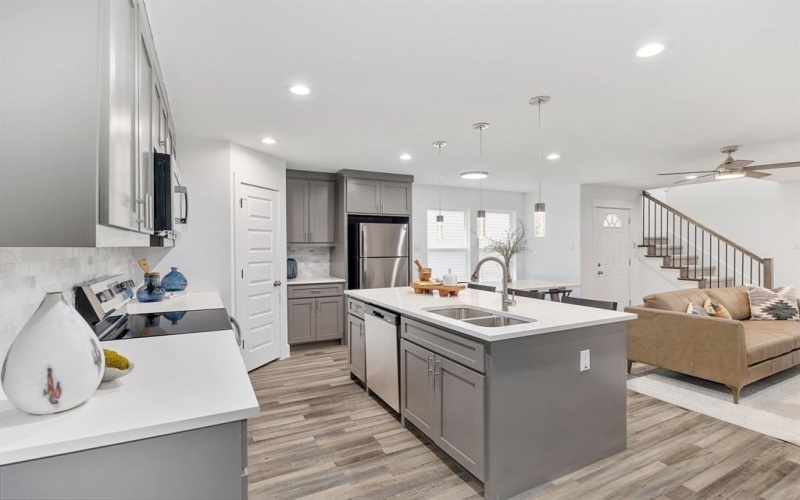 1611 Hudspeth Avenue, Dallas, TX 75216, 3 Bedrooms Bedrooms, ,2 BathroomsBathrooms,Residential,For Sale,1611 Hudspeth Avenue,20822349