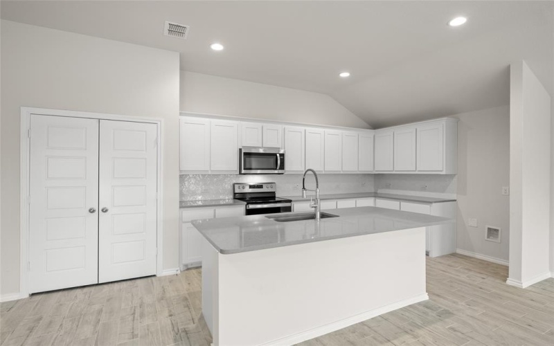 3656 N Crowley Cleburne Road, Fort Worth, TX 76036, 3 Bedrooms Bedrooms, ,2 BathroomsBathrooms,Residential,For Sale,3656 N Crowley Cleburne Road,20822451