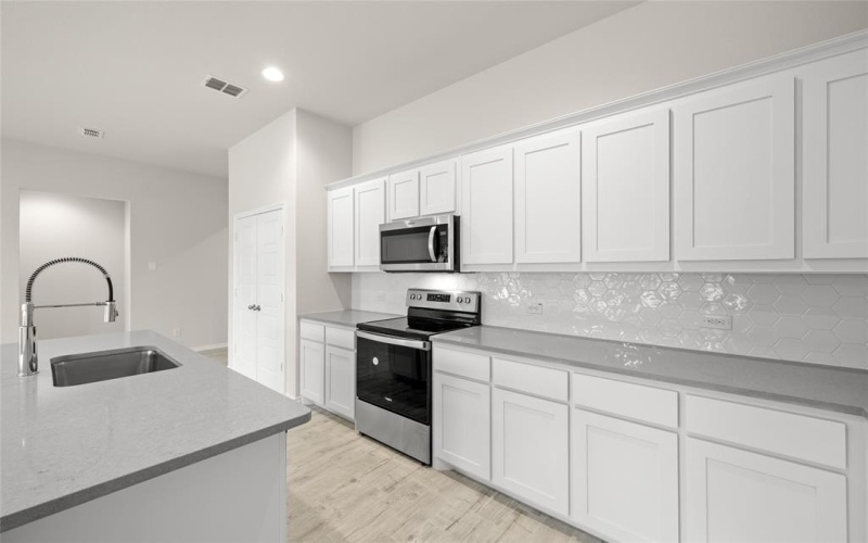 3656 N Crowley Cleburne Road, Fort Worth, TX 76036, 3 Bedrooms Bedrooms, ,2 BathroomsBathrooms,Residential,For Sale,3656 N Crowley Cleburne Road,20822451