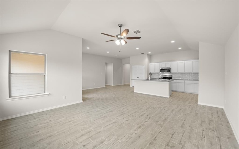 3656 N Crowley Cleburne Road, Fort Worth, TX 76036, 3 Bedrooms Bedrooms, ,2 BathroomsBathrooms,Residential,For Sale,3656 N Crowley Cleburne Road,20822451
