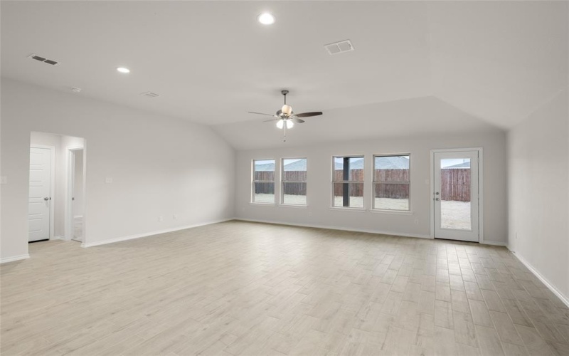 3668 N Crowley Cleburne Road, Fort Worth, TX 76036, 3 Habitaciones Habitaciones , ,2 BañosBaños,Residential,En Venta,3668 N Crowley Cleburne Road,20822464