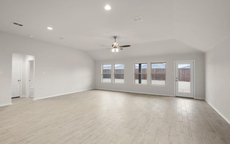 3668 N Crowley Cleburne Road, Fort Worth, TX 76036, 3 Habitaciones Habitaciones , ,2 BañosBaños,Residential,En Venta,3668 N Crowley Cleburne Road,20822464