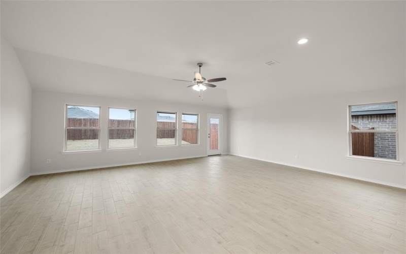 3668 N Crowley Cleburne Road, Fort Worth, TX 76036, 3 Habitaciones Habitaciones , ,2 BañosBaños,Residential,En Venta,3668 N Crowley Cleburne Road,20822464