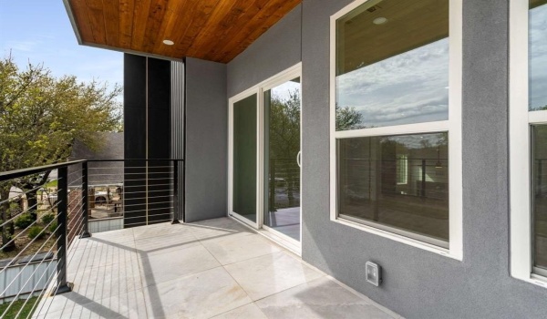 823 Gallagher Street, Dallas, TX 75212, 5 Bedrooms Bedrooms, ,3 BathroomsBathrooms,Residential,For Sale,823 Gallagher Street,20819163