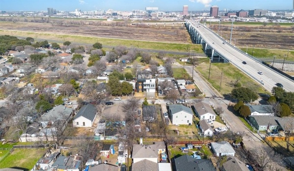 823 Gallagher Street, Dallas, TX 75212, 5 Bedrooms Bedrooms, ,3 BathroomsBathrooms,Residential,For Sale,823 Gallagher Street,20819163