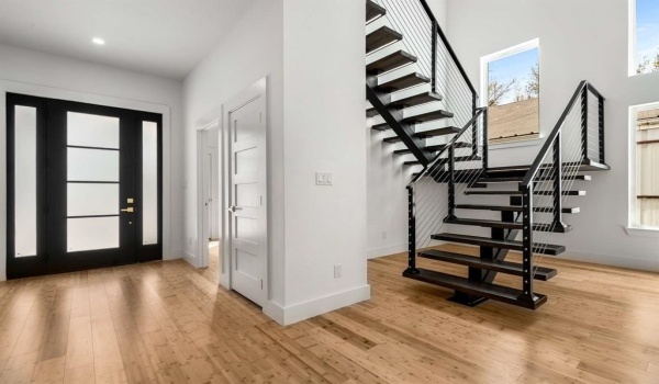 823 Gallagher Street, Dallas, TX 75212, 5 Bedrooms Bedrooms, ,3 BathroomsBathrooms,Residential,For Sale,823 Gallagher Street,20819163