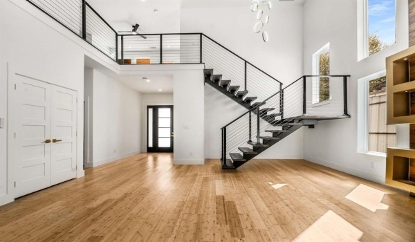 823 Gallagher Street, Dallas, TX 75212, 5 Bedrooms Bedrooms, ,3 BathroomsBathrooms,Residential,For Sale,823 Gallagher Street,20819163