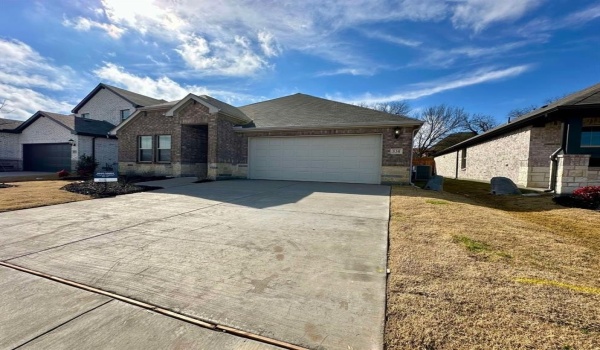 530 Castle Drive, Sherman, TX 75092, 4 Bedrooms Bedrooms, ,3 BathroomsBathrooms,Residential Lease,For Rent,530 Castle Drive,20819578