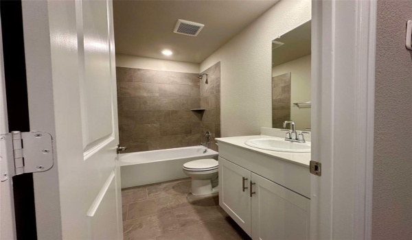 530 Castle Drive, Sherman, TX 75092, 4 Bedrooms Bedrooms, ,3 BathroomsBathrooms,Residential Lease,For Rent,530 Castle Drive,20819578