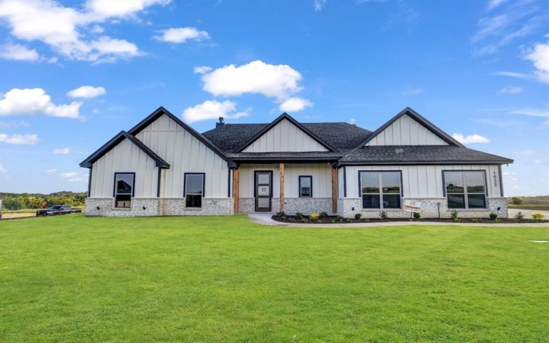 1032 Lilly Lane, Peaster, TX 76088, 4 Bedrooms Bedrooms, ,2 BathroomsBathrooms,Residential,For Sale,1032 Lilly Lane,20822720