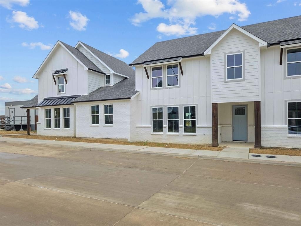 9536 Thorncrown Lane, Fort Worth, TX 76179, 3 Bedrooms Bedrooms, ,2 BathroomsBathrooms,Residential Lease,For Rent,9536 Thorncrown Lane,20819599