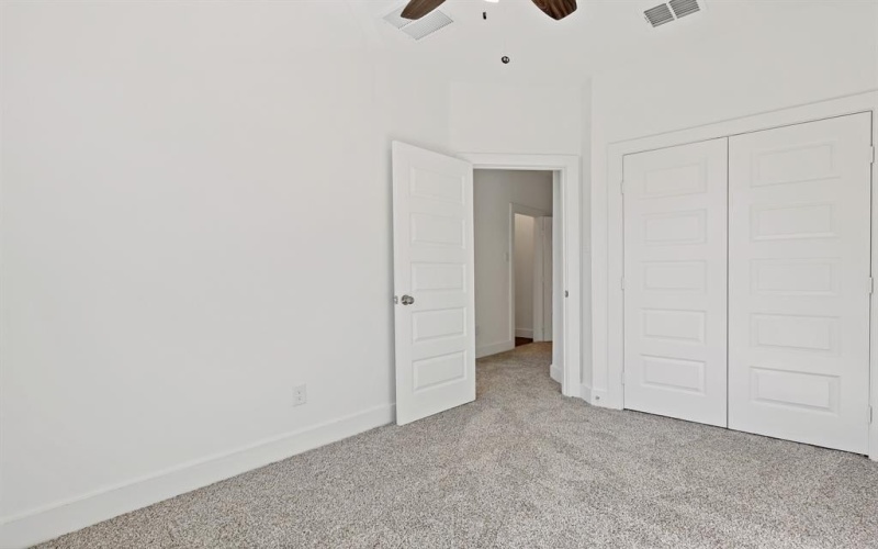 400-414 E 7th Street, Bonham, TX 75418, 6 Habitaciones Habitaciones , ,5 BañosBaños,Residential Multi Family,En Venta,400-414 E 7th Street,20819682