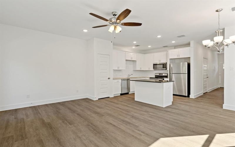 400-414 E 7th Street, Bonham, TX 75418, 6 Habitaciones Habitaciones , ,5 BañosBaños,Residential Multi Family,En Venta,400-414 E 7th Street,20819682