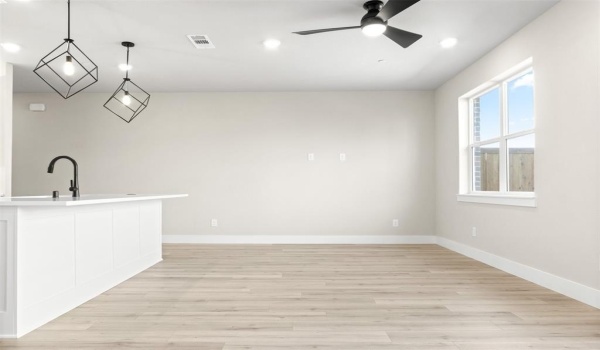 721 Tower Road, Wylie, TX 75098, 3 Habitaciones Habitaciones , ,2 BañosBaños,Residential,En Venta,721 Tower Road,20820342
