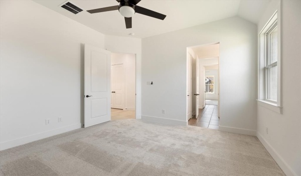 240 Carrington Drive, Argyle, TX 76226, 4 Bedrooms Bedrooms, ,3 BathroomsBathrooms,Residential,For Sale,240 Carrington Drive,20820368