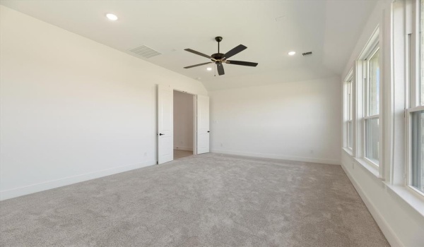 240 Carrington Drive, Argyle, TX 76226, 4 Bedrooms Bedrooms, ,3 BathroomsBathrooms,Residential,For Sale,240 Carrington Drive,20820368