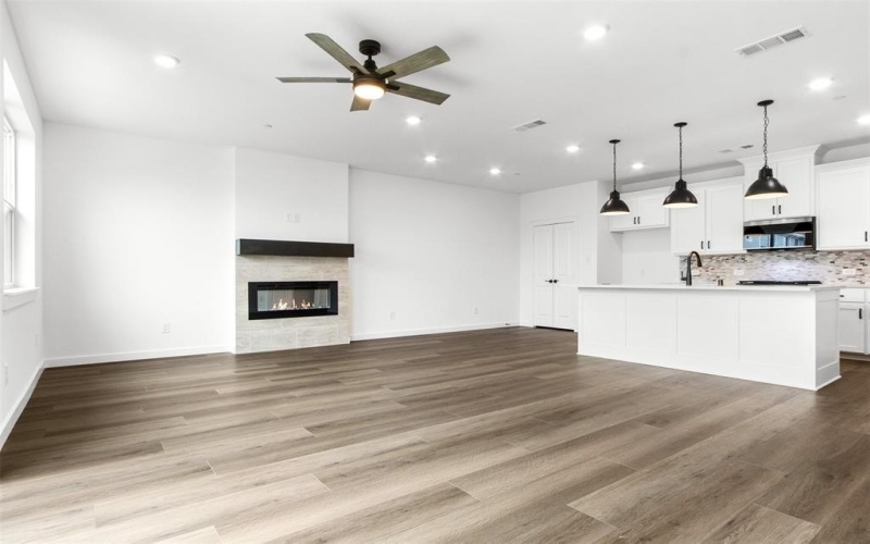 725 Tower Road, Wylie, TX 75098, 2 Habitaciones Habitaciones , ,2 BañosBaños,Residential,En Venta,725 Tower Road,20820392