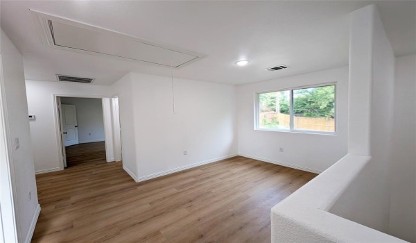 5620 Carver Drive, Fort Worth, TX 76107, 3 Bedrooms Bedrooms, ,3 BathroomsBathrooms,Residential,For Sale,5620 Carver Drive,20820523