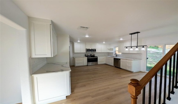 5620 Carver Drive, Fort Worth, TX 76107, 3 Bedrooms Bedrooms, ,3 BathroomsBathrooms,Residential,For Sale,5620 Carver Drive,20820523