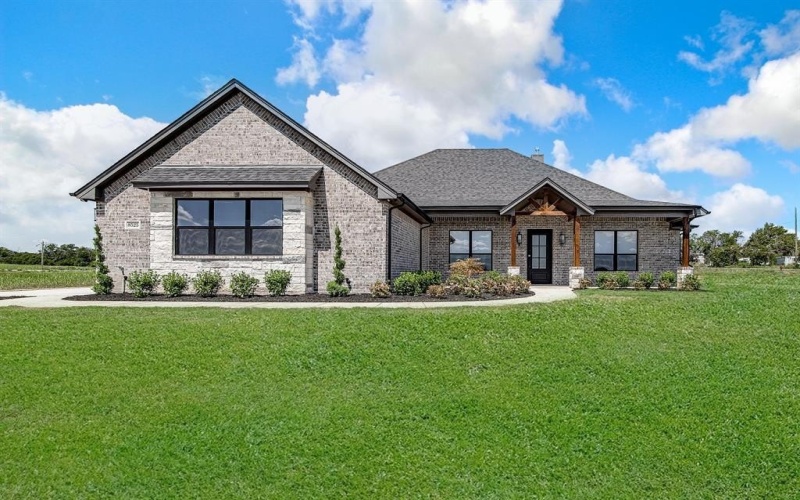 8525 Wild Colt Drive, Godley, TX 76044, 4 Habitaciones Habitaciones , ,2 BañosBaños,Residential,En Venta,8525 Wild Colt Drive,20820741
