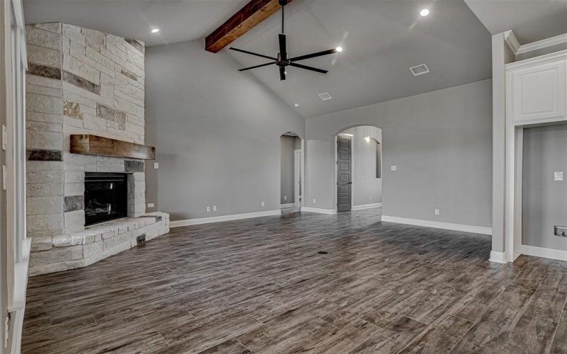 8525 Wild Colt Drive, Godley, TX 76044, 4 Habitaciones Habitaciones , ,2 BañosBaños,Residential,En Venta,8525 Wild Colt Drive,20820741