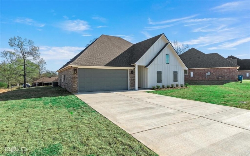 5830 Northwood Oaks, Shreveport, LA 71107, 3 Bedrooms Bedrooms, ,2 BathroomsBathrooms,Residential,For Sale,5830 Northwood Oaks,20820894