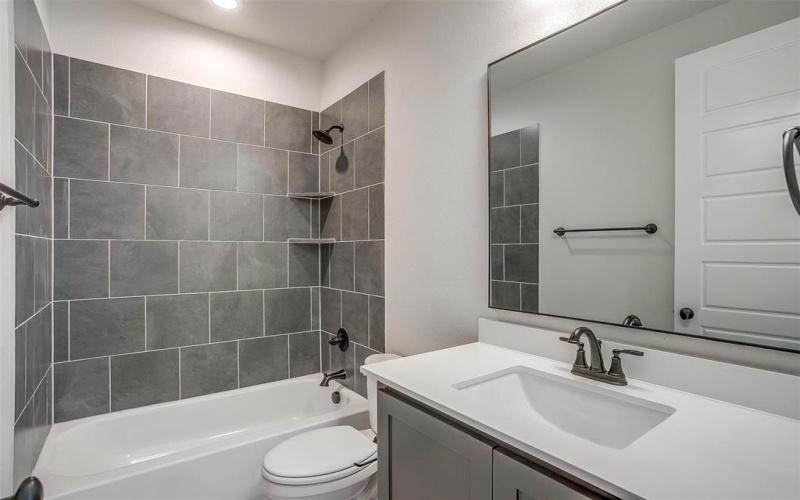230 Everly Way, Venus, TX 76084, 4 Habitaciones Habitaciones , ,3 BañosBaños,Residential,En Venta,230 Everly Way,20820978