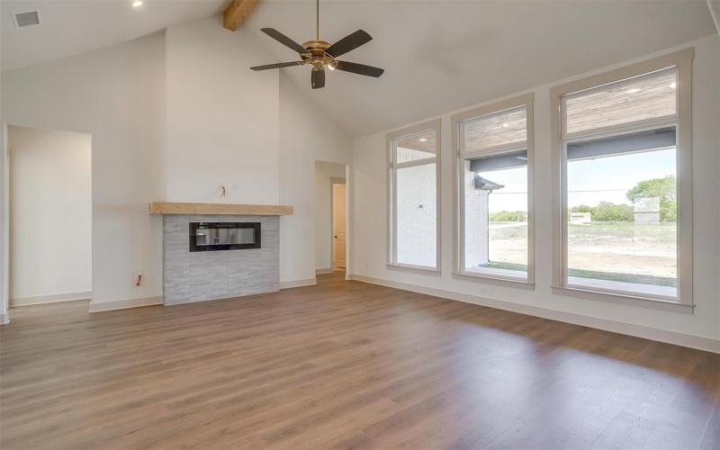 11110 Axis Way, Venus, TX 76084, 4 Bedrooms Bedrooms, ,3 BathroomsBathrooms,Residential,For Sale,11110 Axis Way,20820993