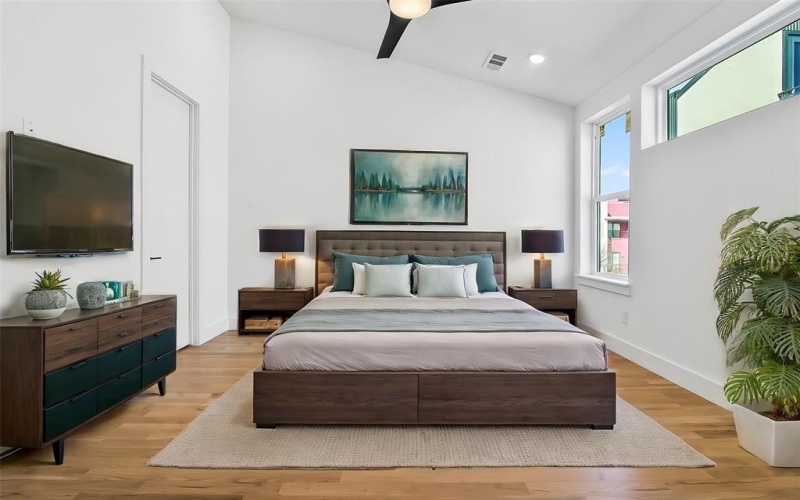 2908 Hawthorne Avenue #102, Dallas, TX 75219, 2 Bedrooms Bedrooms, ,2 BathroomsBathrooms,Residential,For Sale,2908 Hawthorne Avenue,20820996