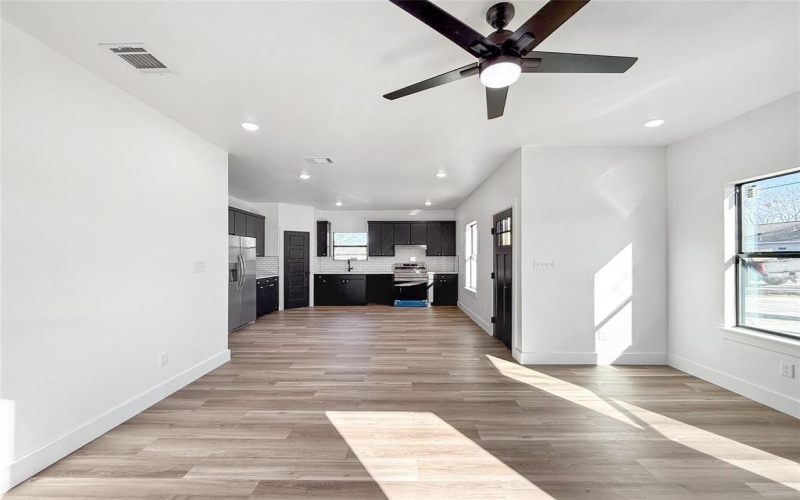 1900 Rosemary Street, Greenville, TX 75401, 3 Bedrooms Bedrooms, ,2 BathroomsBathrooms,Residential,For Sale,1900 Rosemary Street,20821330
