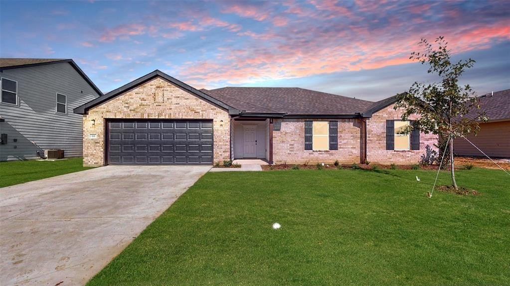 111 Annabelle Street, Cleburne, TX 76031, 3 Bedrooms Bedrooms, ,2 BathroomsBathrooms,Residential,For Sale,111 Annabelle Street,20821368