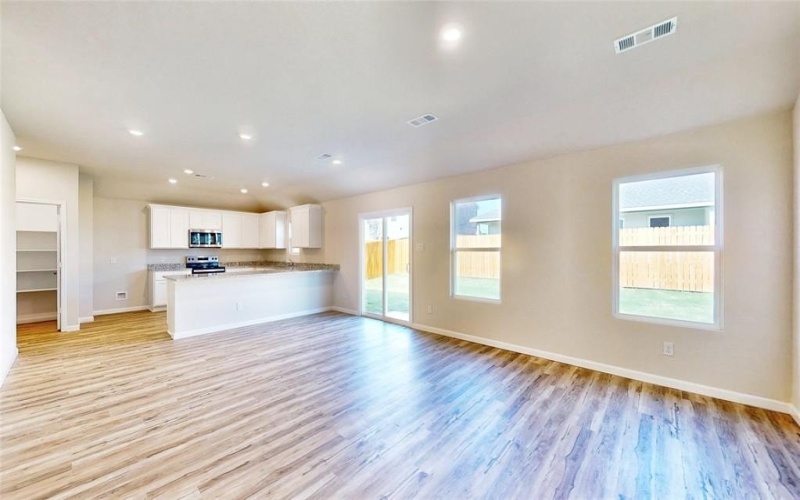 111 Annabelle Street, Cleburne, TX 76031, 3 Bedrooms Bedrooms, ,2 BathroomsBathrooms,Residential,For Sale,111 Annabelle Street,20821368