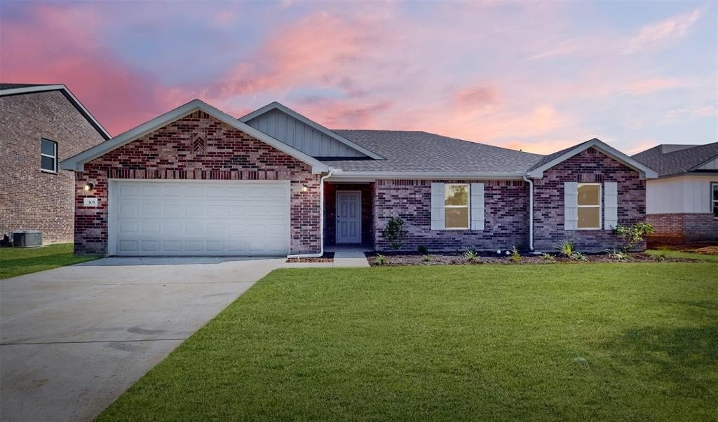 114 Annabelle Street, Cleburne, TX 76031, 3 Bedrooms Bedrooms, ,2 BathroomsBathrooms,Residential,For Sale,114 Annabelle Street,20821381